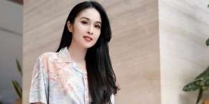Cerita Susah Senangnya Sandra Dewi Saat Awal Berkarier, Enggak Mudah lho!