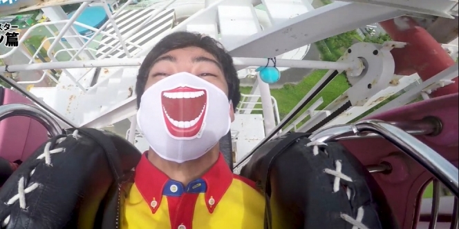 Nggak Boleh Teriak Saat Naik Roller Coaster, Jepang Bikin Masker Khusus
