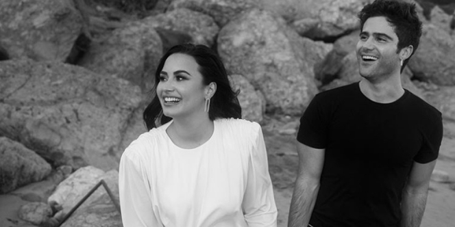 Demi Lovato dan Max Ehrich Dikabarkan Putus, Padahal Baru Dua Bulan Tunangan
