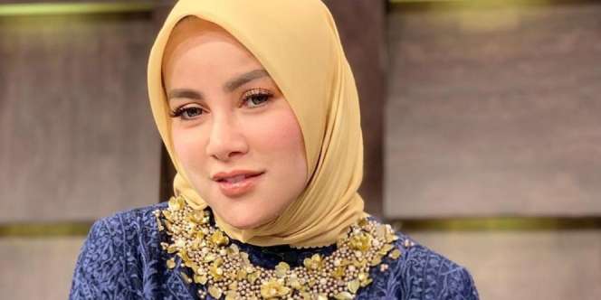 Sudah Remaja, Ini Potret Putra Sulung Olla Ramlan yang Curi Perhatian!