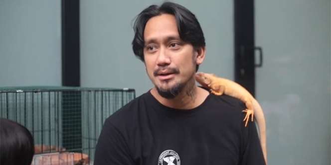 Di Rumah Aja Selama PSBB, Tora Sudiro Beberkan Hobi Barunya yang Ngeri Banget!