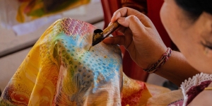 Hari Batik Nasional, Yuk Lestarikan Batik Indonesia Dengan Kontribusi Nyata