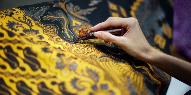 Peringati Hari Batik Nasional, Berikut Sejarah Tentang 5 Motif Batik Populer di Indonesia