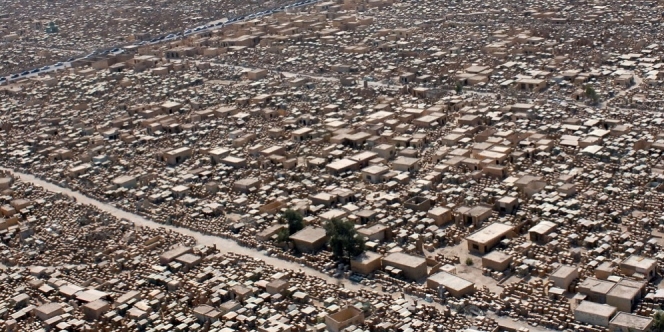 Tampung Jutaan Mayat, Tempat Ini Jadi Kota Kuburan Terbesar di Dunia!