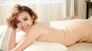 Selain Amanda Manopo, Berikut 6 Selebritis yang Terlihat Lebih Tua dari Umurnya