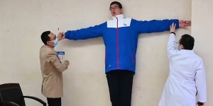 Punya Tinggi 2,21 Meter, Remaja 14 Tahun Asal China Ini Ingin Diakui Guinness World Records