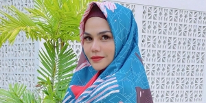 10 Potret Penampilan Baru DJ Katty Butterfly Setelah Jadi Mualaf, Makin Adem dengan Hijab