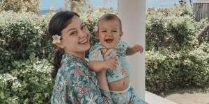 10 Potret Keseharian Kimberly Rider dan Sang Anak, Mama Muda Idaman Nih!