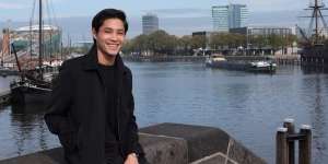 Teuku Rassya Unggah Foto Bareng Cewek, Netizen Langsung Patah Hati dan Auto Unfollow