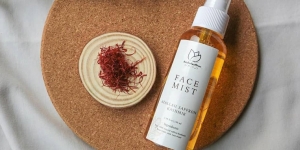 Jadi Produk Skincare yang Viral, Saffron Face Mist Justru Nggak Direkomendasikan oleh Dokter loh!
