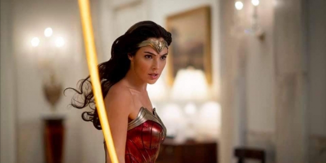 Segera Rilis, Berikut 7 Potret Cantik Gal Gadot dengan Balutan Kostum Wonder Woman