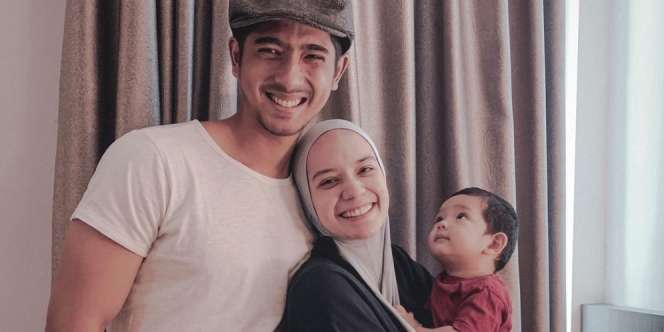 10 Potret Ibrahim, Putra Semata Wayang Arya Saloka dan Putri Anne yang Gemes Banget!