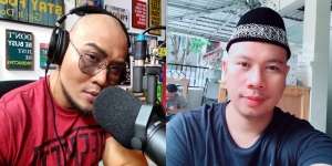 Sama-Sama Pikat Kalina Ocktaranny, Ini 7 Potret Adu Gaya Deddy Corbuzier dan Vicky Prasetyo