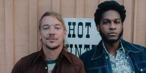 Lirik Lagu Horizon - Diplo & Leon Bridges