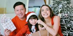 Bukan dengan Pacar Baru, Gading Marten Justru Rayakan Natal Bersama Gisella Anastasia dan Gempi