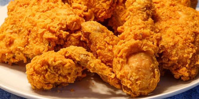 Cara Membuat Ayam Krispi ala KFC dan Tips Rahasia Agar Tepung Renyah Berjam-Jam
