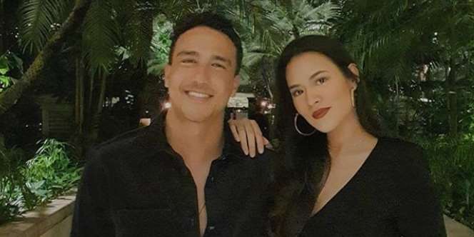 Hamish Daud Unggah Momen Liburan Keluarga, Wajah Bare Face Raisa Jadi Sorotan