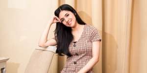 Jadi Hot Mama, Ini 10 Pesona DJ Putri Una yang Masih Seperti ABG