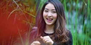 Bak Princess, Gaya Natasha Wilona di Pernikahan Felicya Angelista dan Caesar Hito Ini Jadi Sorotan