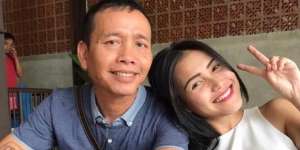 Akan Segera Menikah, Ayah Rozak Malah Kesal Kalau Ayu Ting Ting Punya Pacar