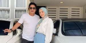 9 Tahun Menikah, Ini Perjalanan Cinta Pasha Ungu dan Adelia
