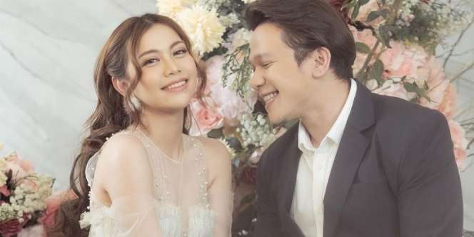 Bak Pre-Wedding, Ini 10 Potret Kemesraan Jordi Onsu dan Frislly Herlind