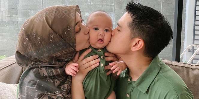 Usia 5 Bulan, 10 Momen Baby Athar Disunat Ini Bikin Citra Kirana dan Rezky Tegang Maksimal