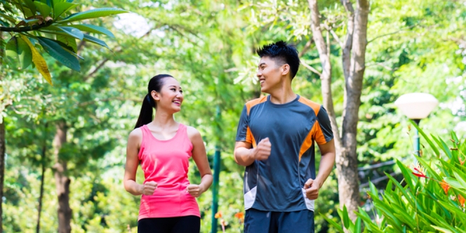 13 Manfaat Olahraga Lari Pagi dan Sore Hari, Kurangi Risiko Penyakit Jantung sampai Bikin Kulit Glowing