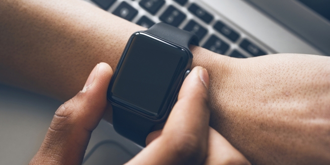 Smartwatch Terbukti Dapat Deteksi Covid-19 Sejak Dini