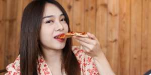 Makan Pizza saat Hamil, Boleh Nggak ya?