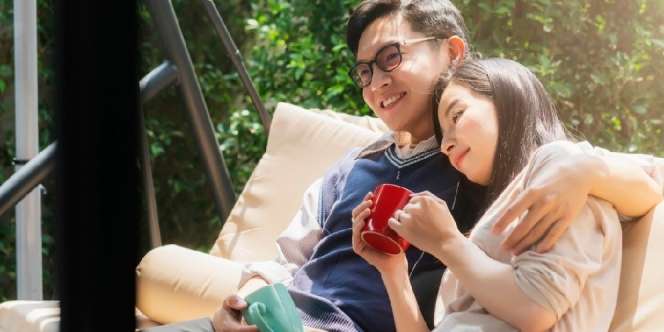 50 Kata-Kata Indah Buat Suami yang Romantis Penuh Cinta dan Menyentuh Hati