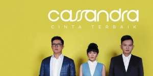 Lirik Lagu Cinta Terbaik - Cassandra