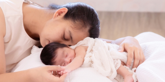 Kenali Perbedaan Pola Tidur pada Bayi yang Baru Lahir