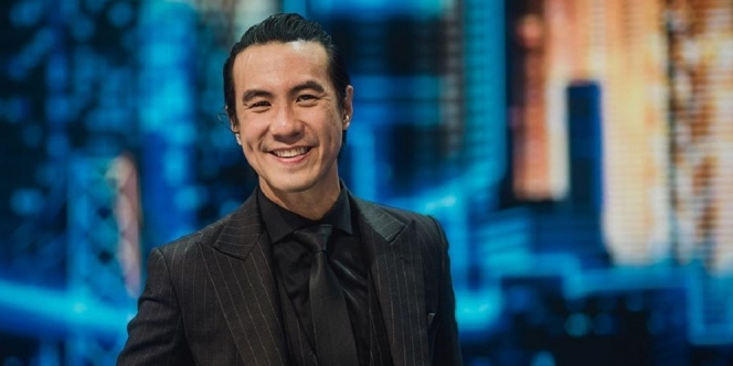 Bikin Haru, Daniel Mananta Berpamitan di Atas Panggung Indonesian Idol