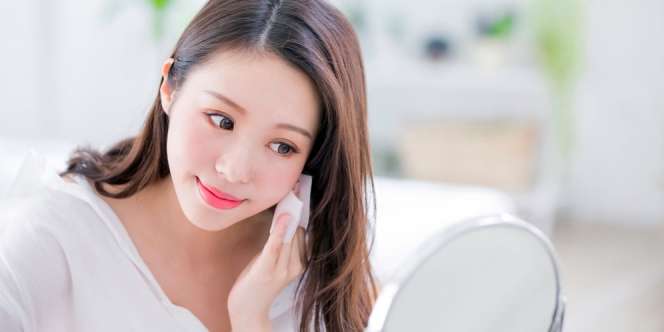 7 Rekomendasi Cleansing Oil yang Ampuh Bersihkan Make Up Tanpa Sisa