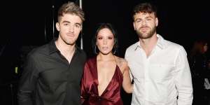 Lirik lagu Closer - The Chainsmokers ft. Halsey