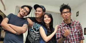 Lirik Lagu Seluruh Nafas Ini - Last Child feat. Gisel