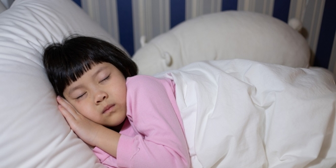 Benarkah Tidur Dapat Meningkatkan Kecerdasan Anak?