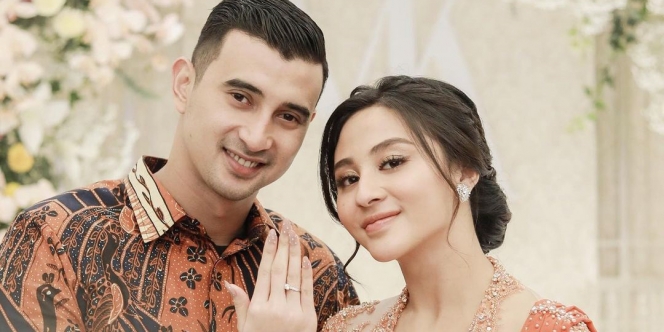 Undangan Pernikahan Ali Syakieb Tersebar, Netizen Salfok sama Nama Margin Wieheerm