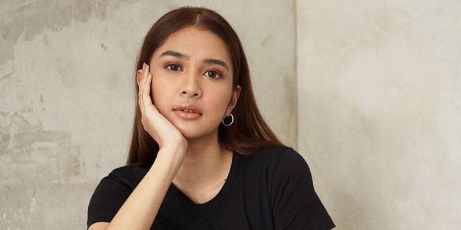 10 Potret OOTD ala Mikha Tambayong, Pamerkan Kaki Jenjangnya yang Indah