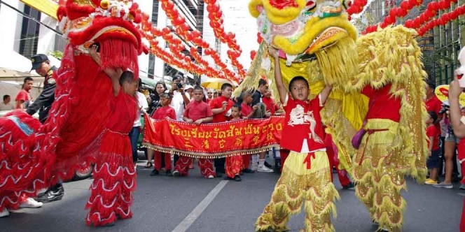 Singkawang, Kota Seribu Kelenteng dengan Atraksi Tatung Saat Perayaan Cap Go Meh!