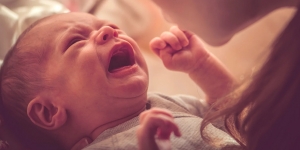 6 Jenis Tangisan Bayi yang Perlu Mom Ketahui