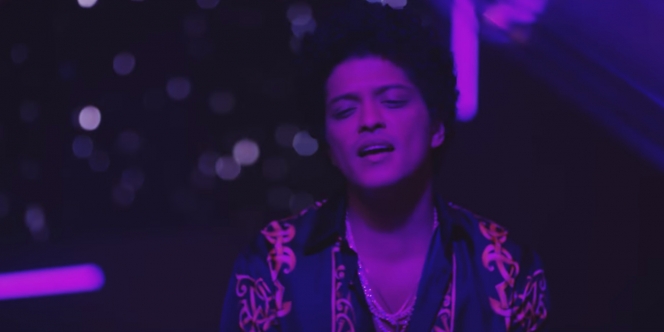 Lirik Lagu Versace on The Floor - Bruno Mars