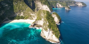 Pantai Kelingking, Primadona Nusa Penida yang Jadi Favorit Wisata Bahari Se-Asia Versi Tripadvisor