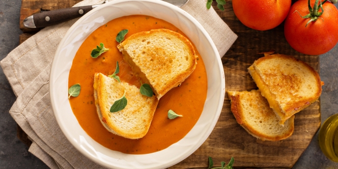 Resep Grilled Cheese and Tomato Soup with Meatballs ala Chef Jessica Gunawan