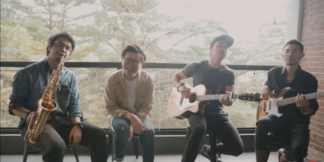 Lirik Lagu I Like You So Much You Will Know It - Eclat Story
