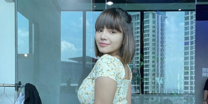 Dinar Candy Bikin Sayembara Pelukan, Netizen Berbondong-Bondong Ikutan