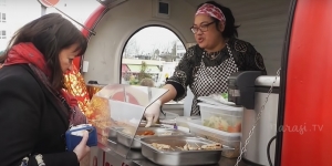 Food Truck Ini Jual Makanan Khas Indonesia di Prancis, Laris Manis!