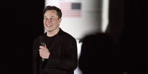 Elon Musk Ucap Beli Tesla Bisa Pakai Uang Kripto, Harga Bitcoin Langsung Melonjak
