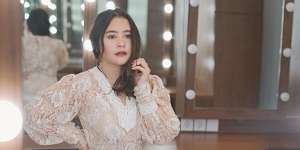 Kocak Banget, Prilly Latuconsina Pernah Hampir Beli Alat Kontrasepsi yang Dikira Permen